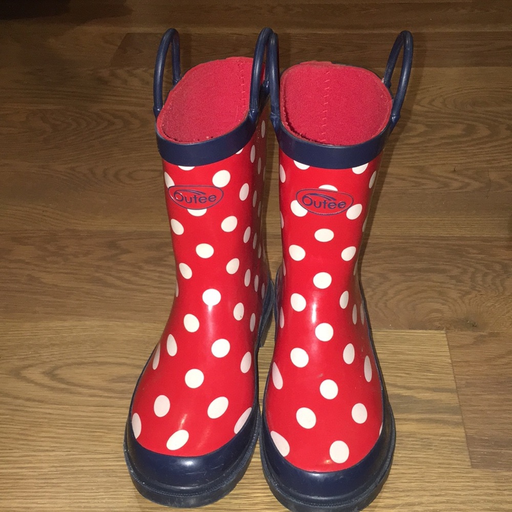 SOLD!!Outee kids polka dot rubber rain boots sz 13